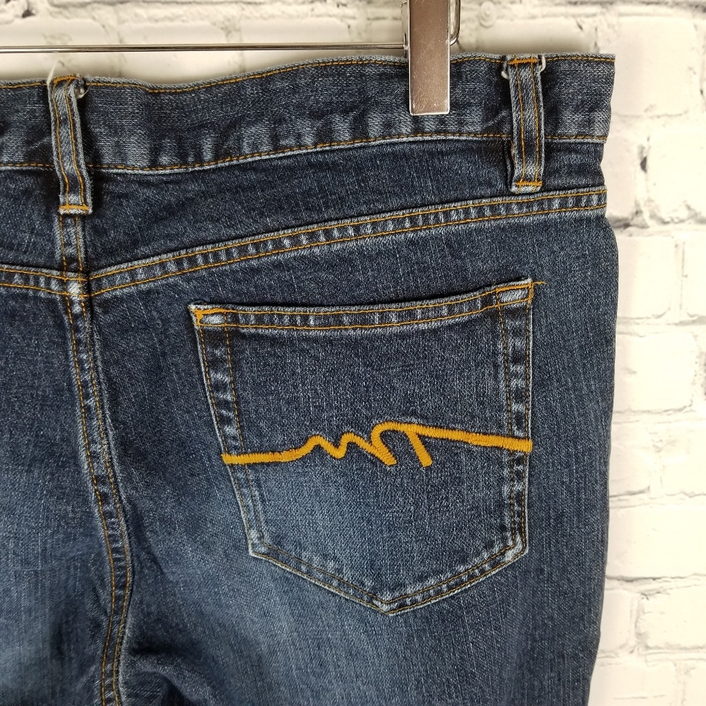 COLUMBIA | Lean dark wash bootcut jeans